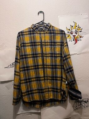 Men's Yellow & Navy Plaid Button-Up Shirt
